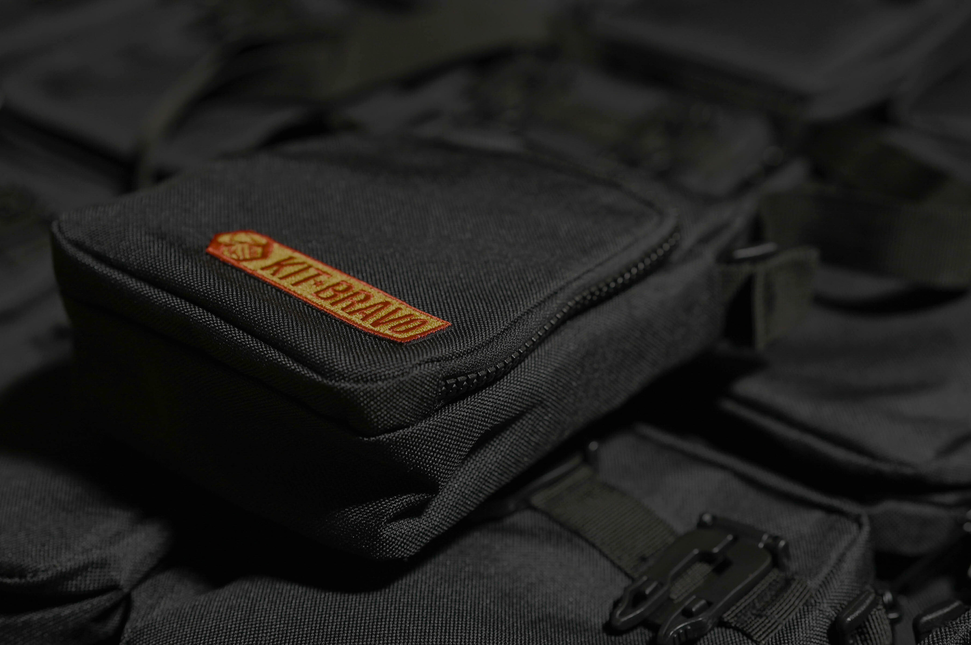 Kit Bravo -  Kit Pouch -   | 