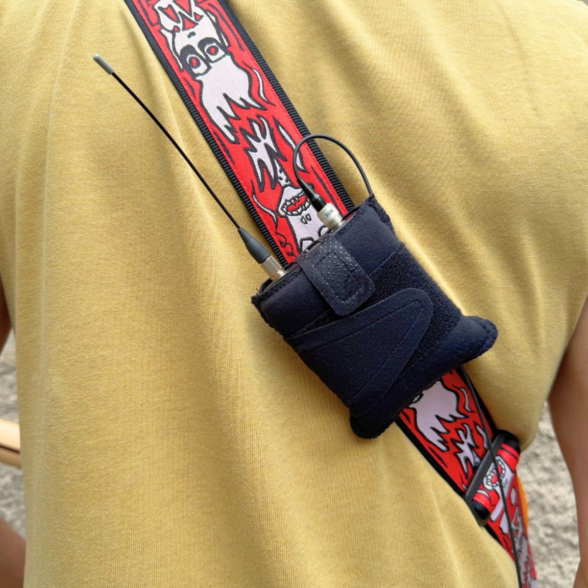 Viviana Guitar & Bass Transmitter Strap – Senderhalter für Gitarrengurt ...