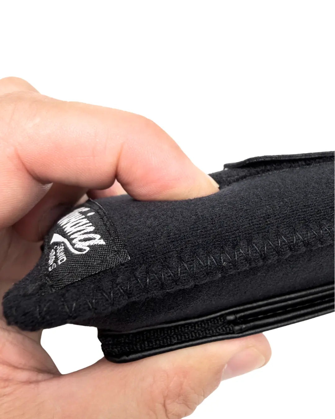 Viviana Magnetic Pouch – Polsterung